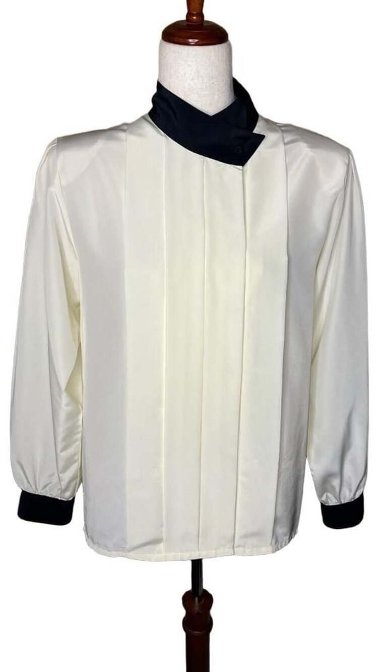 Laura and Jayne Blouse Size 12 Ivory Black Pleated Front Tuxedo